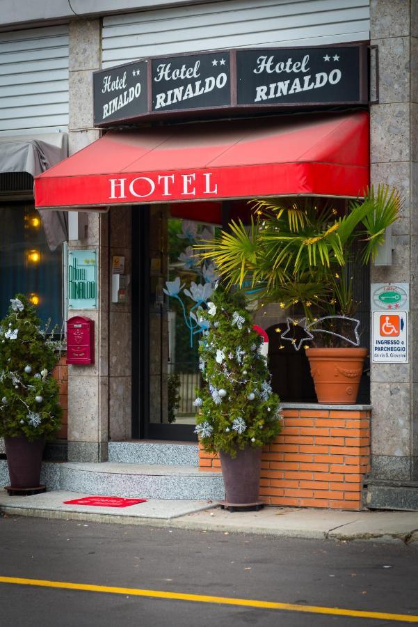 Hotel Rinaldo Apartment Borgomanero Exterior foto